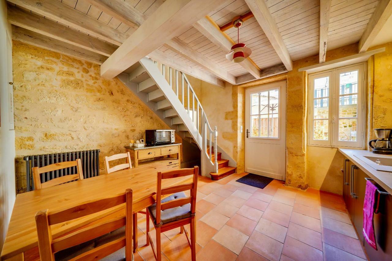 Logis Loiseau Avec Terrasse Apartment Saint-Emilion Bagian luar foto